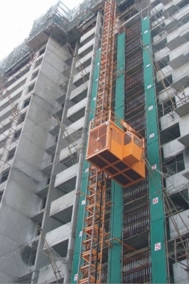 持ち上がる高さの運搬機の構造の起重機のエレベーター 150 の m